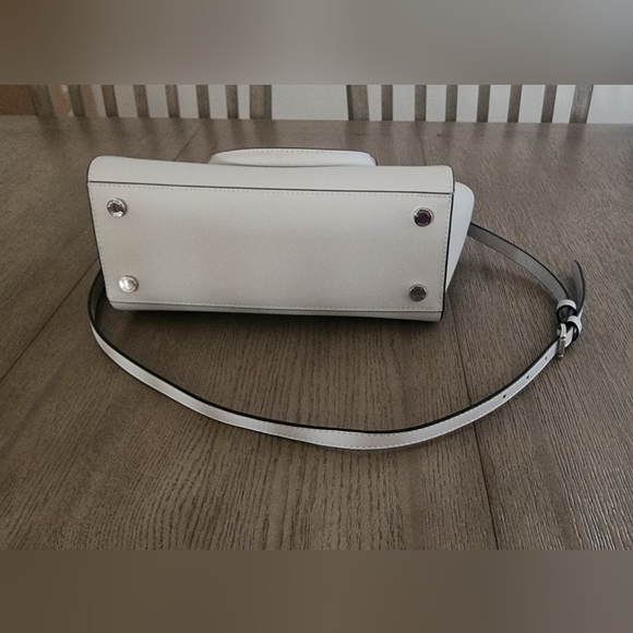 NWT Michael Kors Medium Selma Satchel - Picture 5 of 6